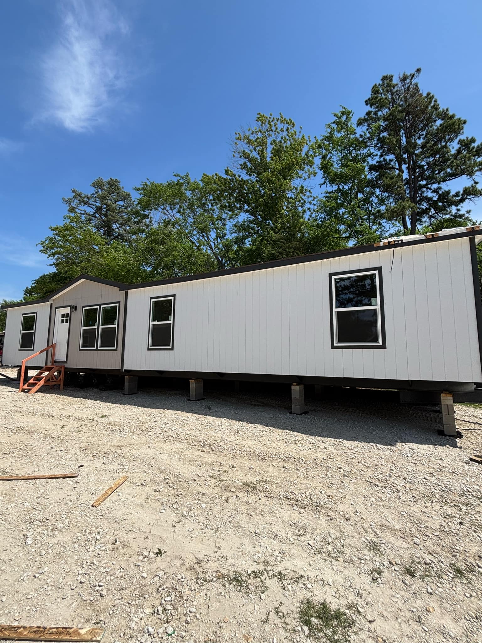 The expedition (inventory) exterior home features