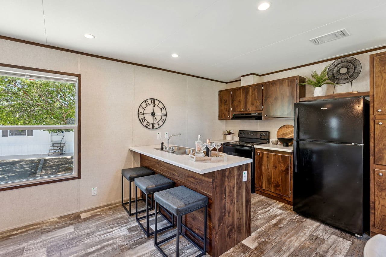 Prime ridge 135 kitchen and hero home features