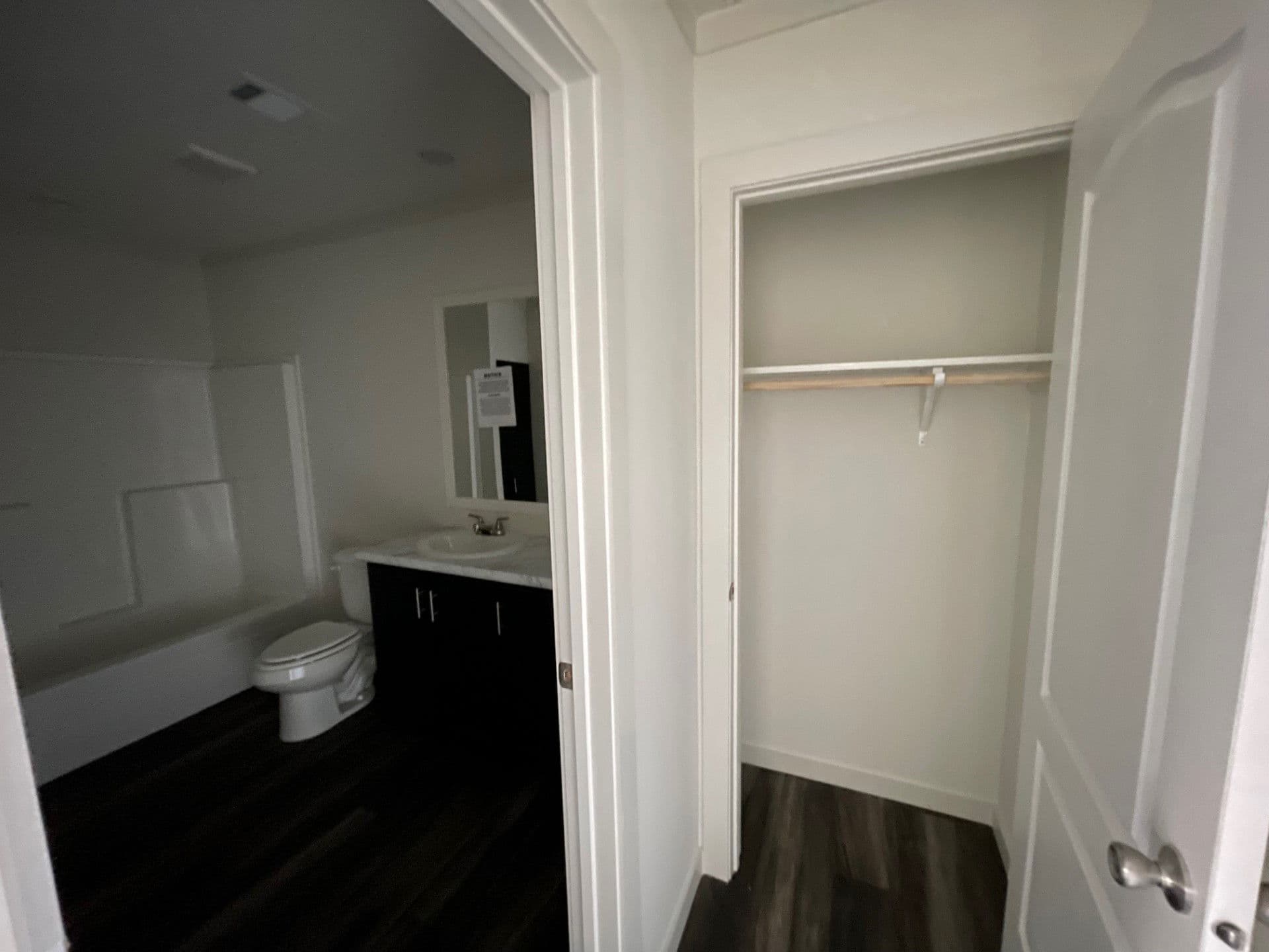 Hero 76 (inventory) bathroom home features