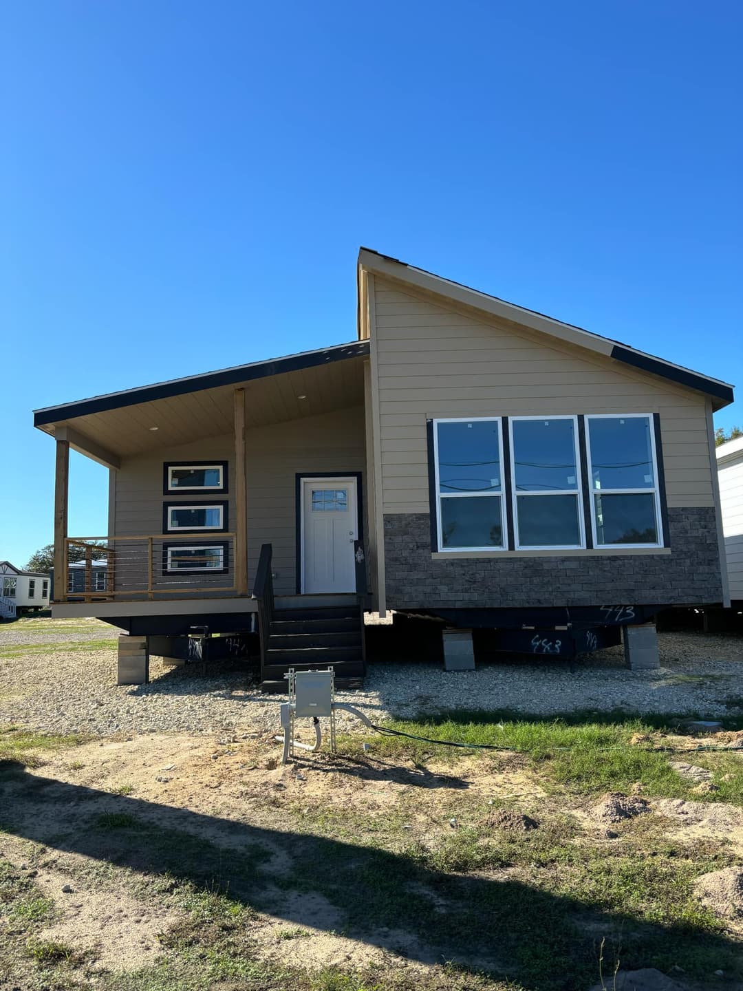 Genesis (inventory) exterior home features