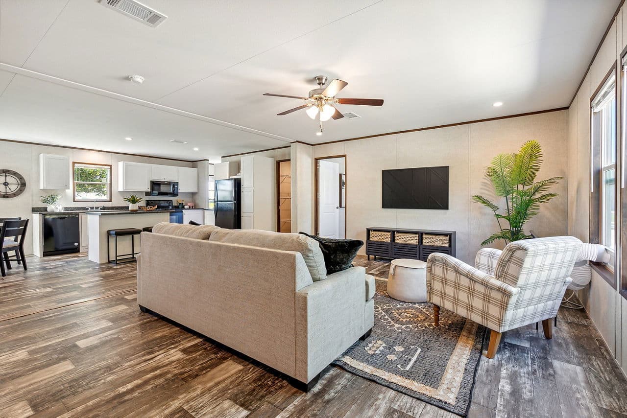 Prime carlisle 135 interior home features