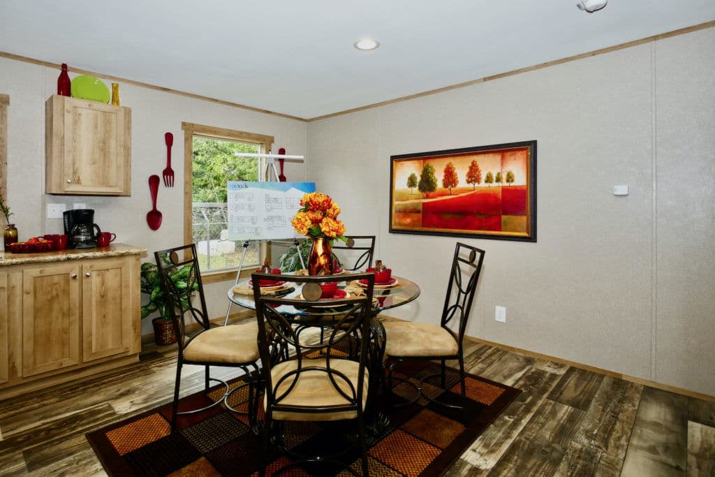 Andromeda 9348 interior home features