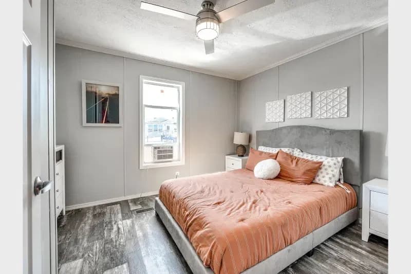 Prairie dune 8312 bedroom home features