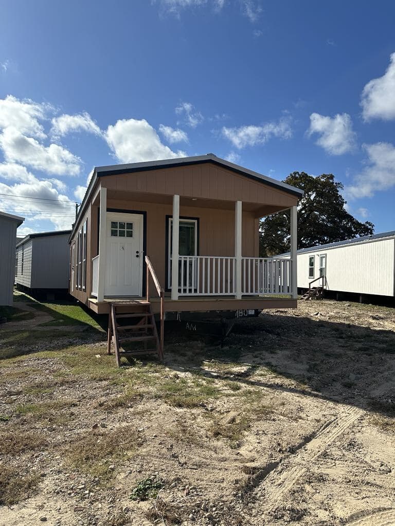 The cabana (inventory) hero home features