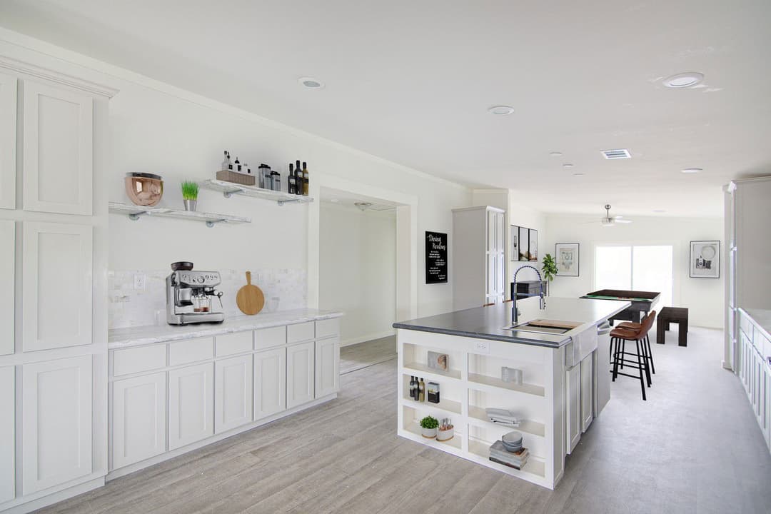 The great divide s58-68m kitchen home features