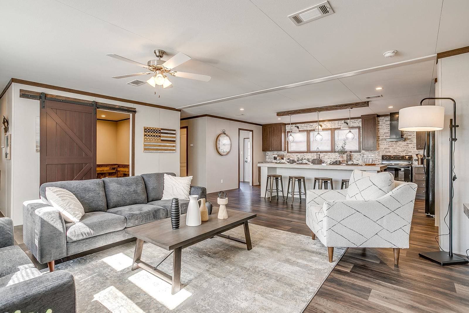 Nm3260f interior home features