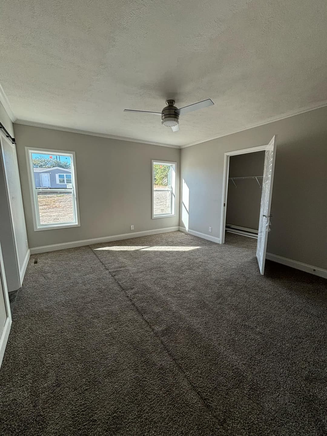 Genesis (inventory) interior home features