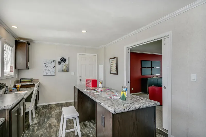 Prairie dune 8978 interior home features