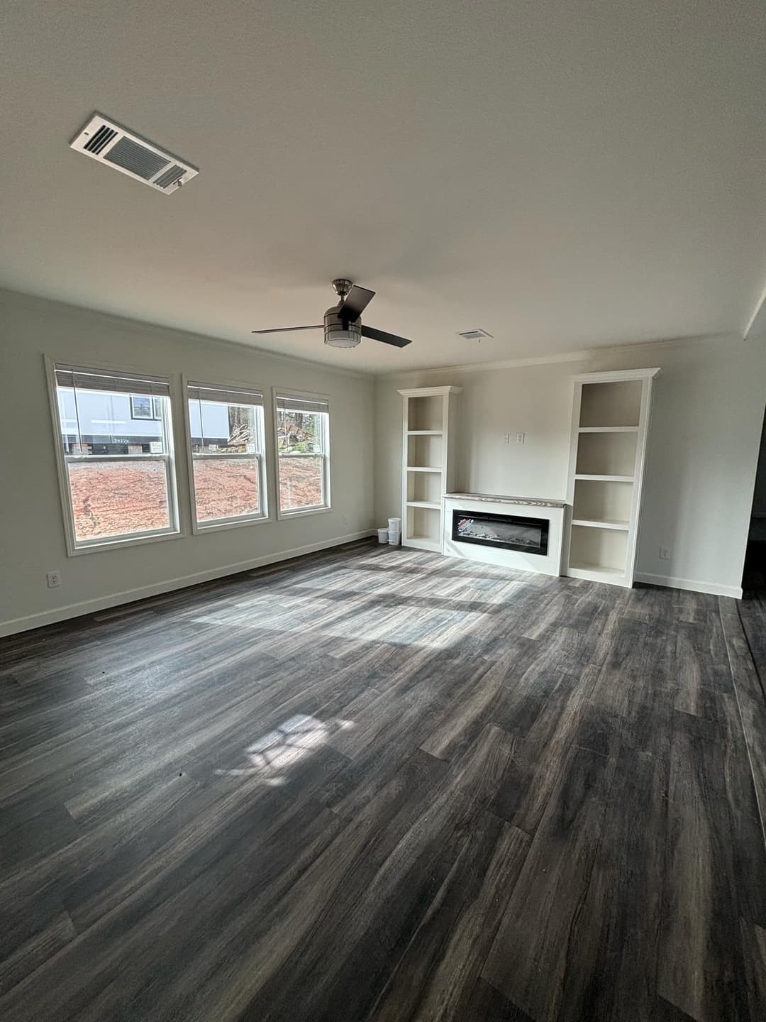 M1-56 (inventory) interior home features