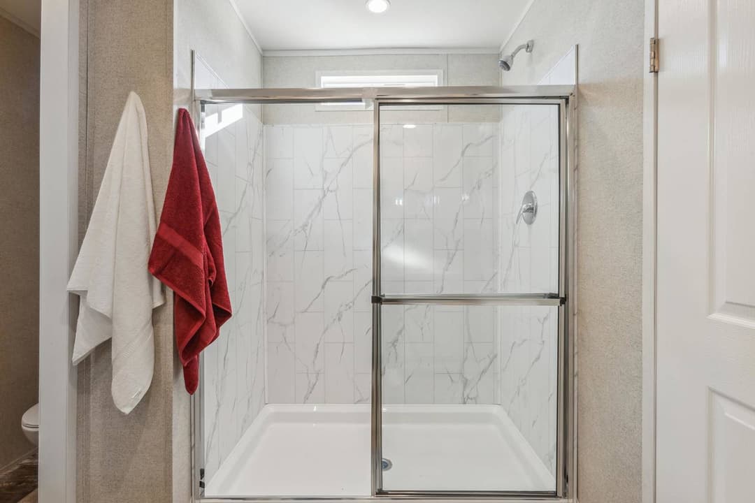 Rm2848h bathroom home features