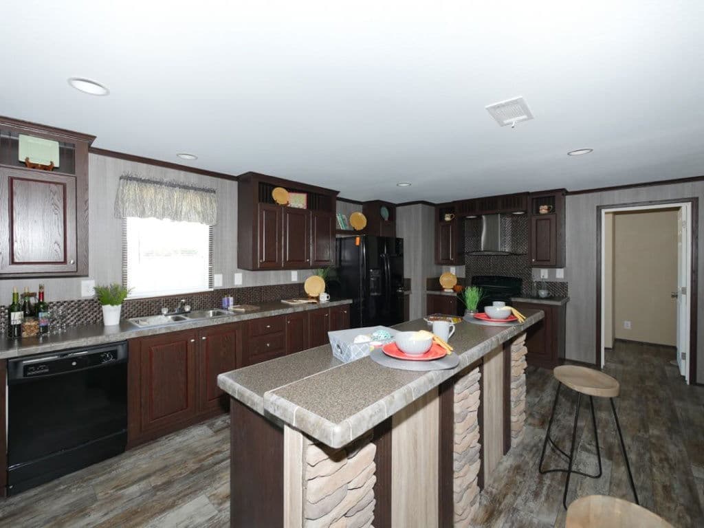 Beebe 2810 kitchen home features