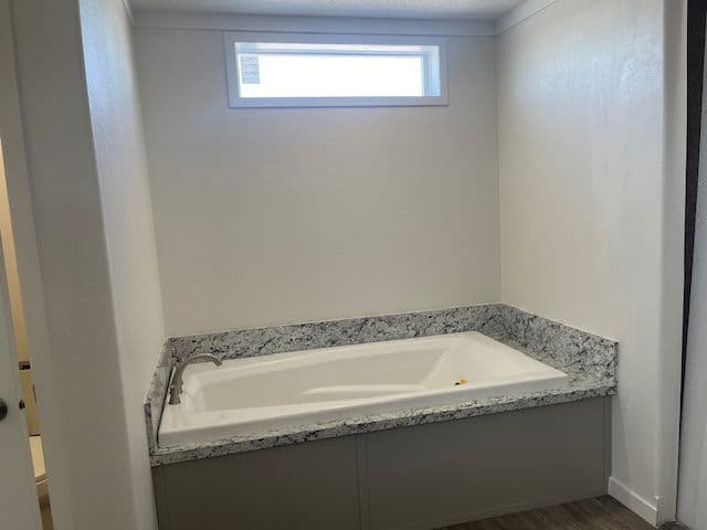 The big josh bathroom home features