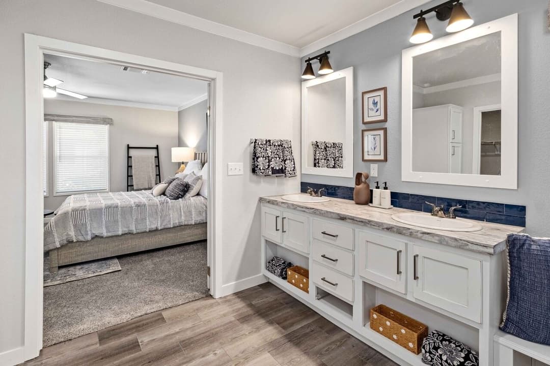 Belterra ii 32684b bathroom home features