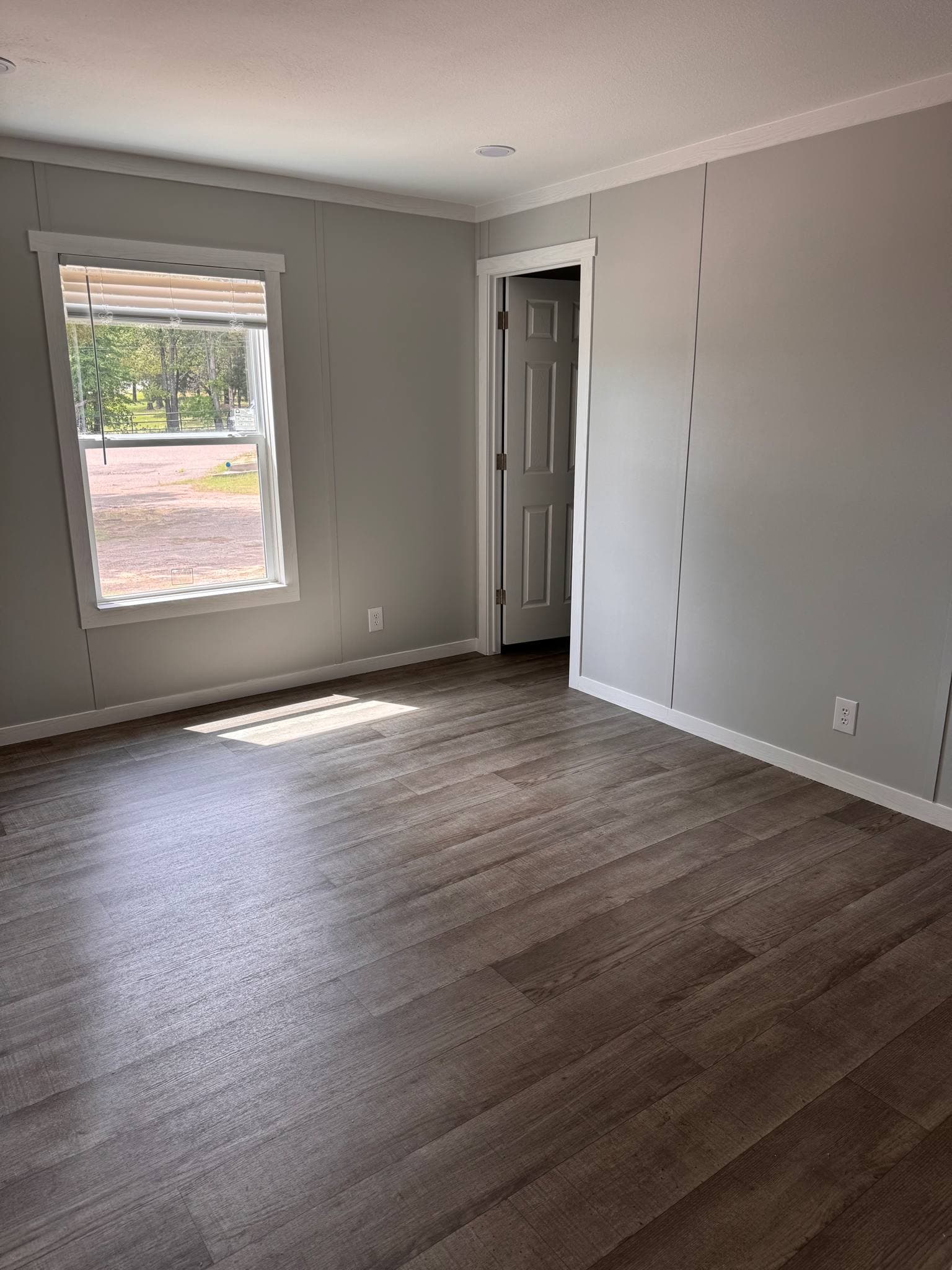 The hoover (inventory) interior home features