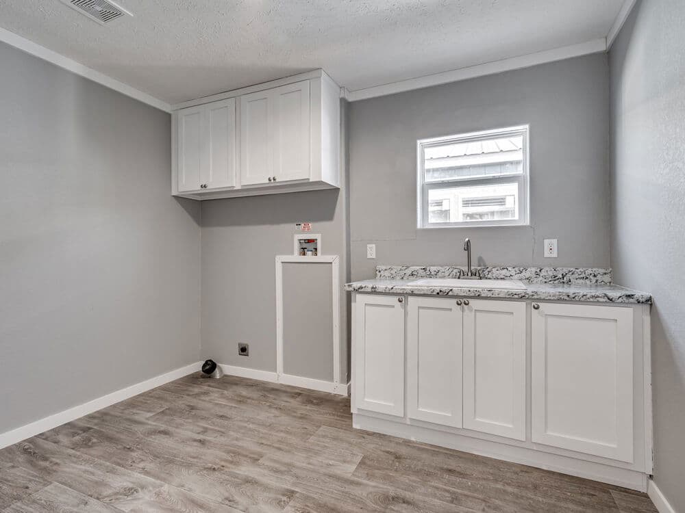 The big bo interior home features