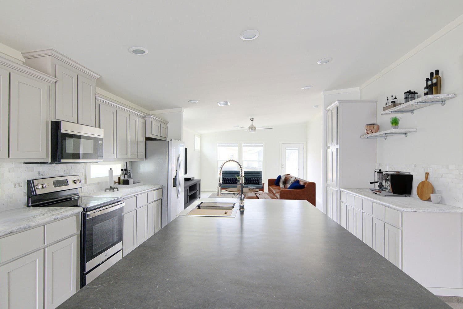 The great divide s58-68m kitchen home features