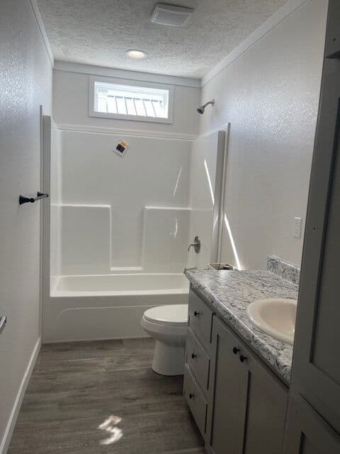 The big josh bathroom home features