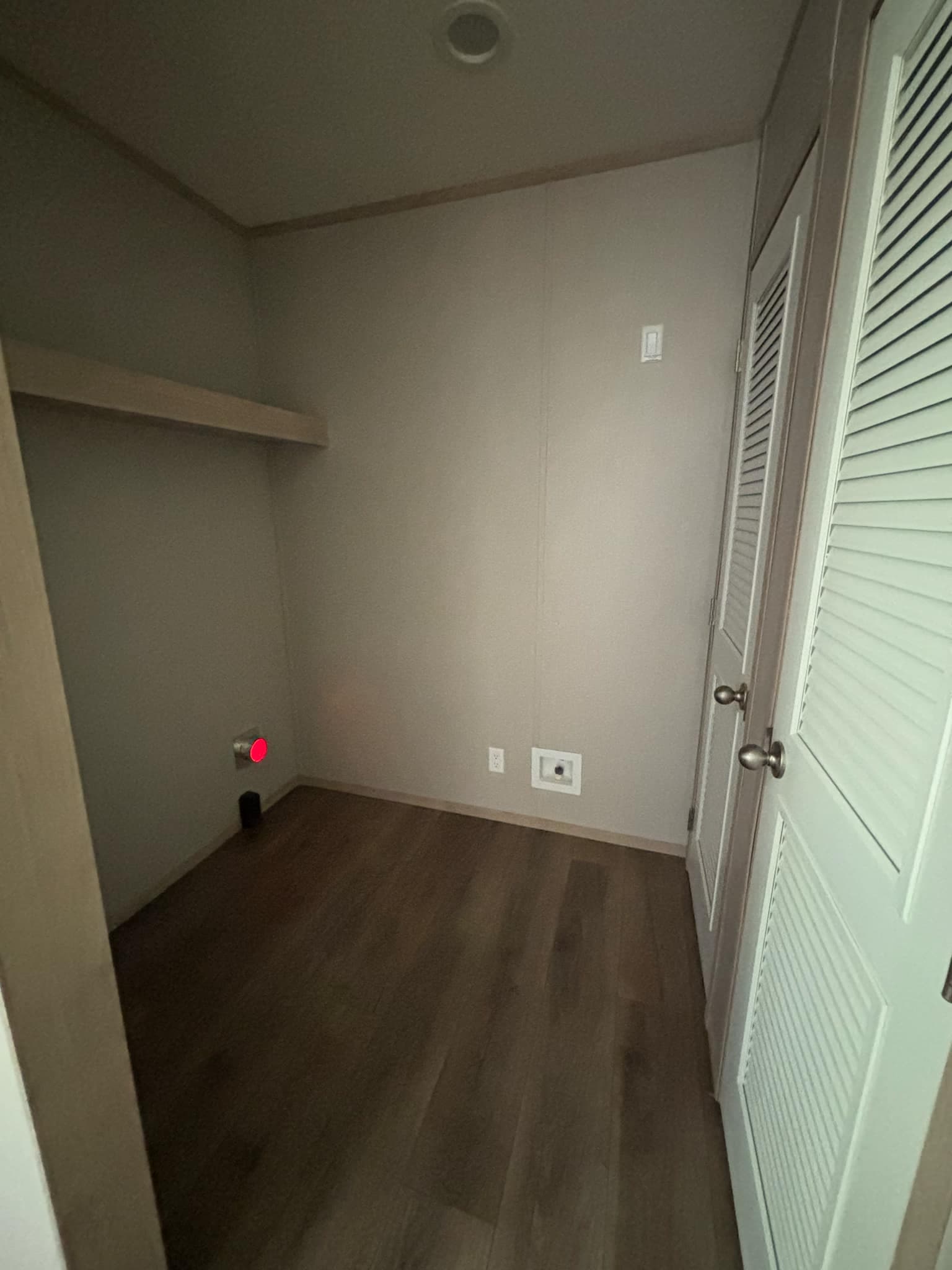 The expedition (inventory) interior home features