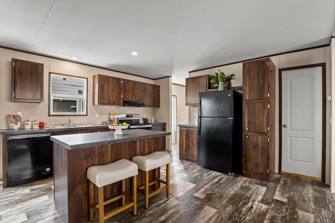 Prime calloway 135 kitchen and hero home features