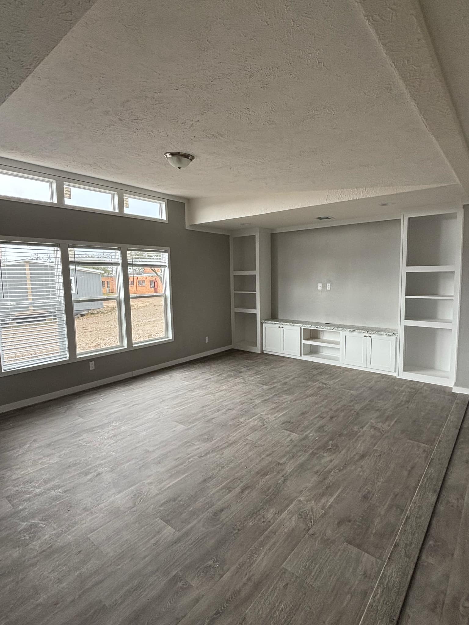 The stephens (inventory) interior home features