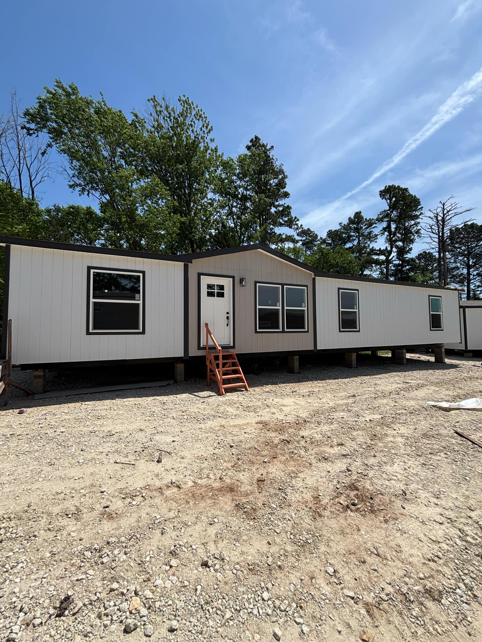 The expedition (inventory) hero home features