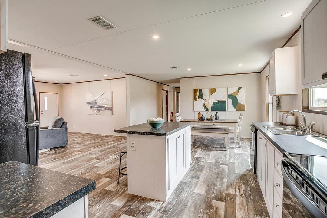 Prime taylor 135 kitchen home features