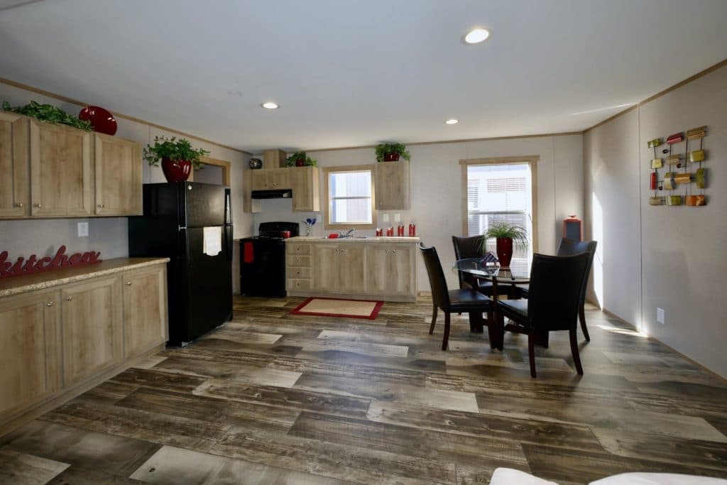 Columbia 9344 kitchen home features