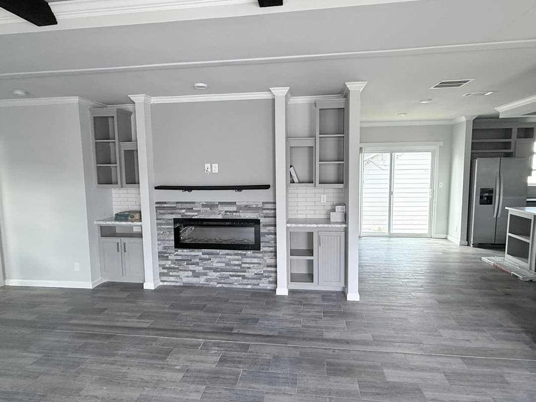 Vintage farmhouse (inventory) interior home features