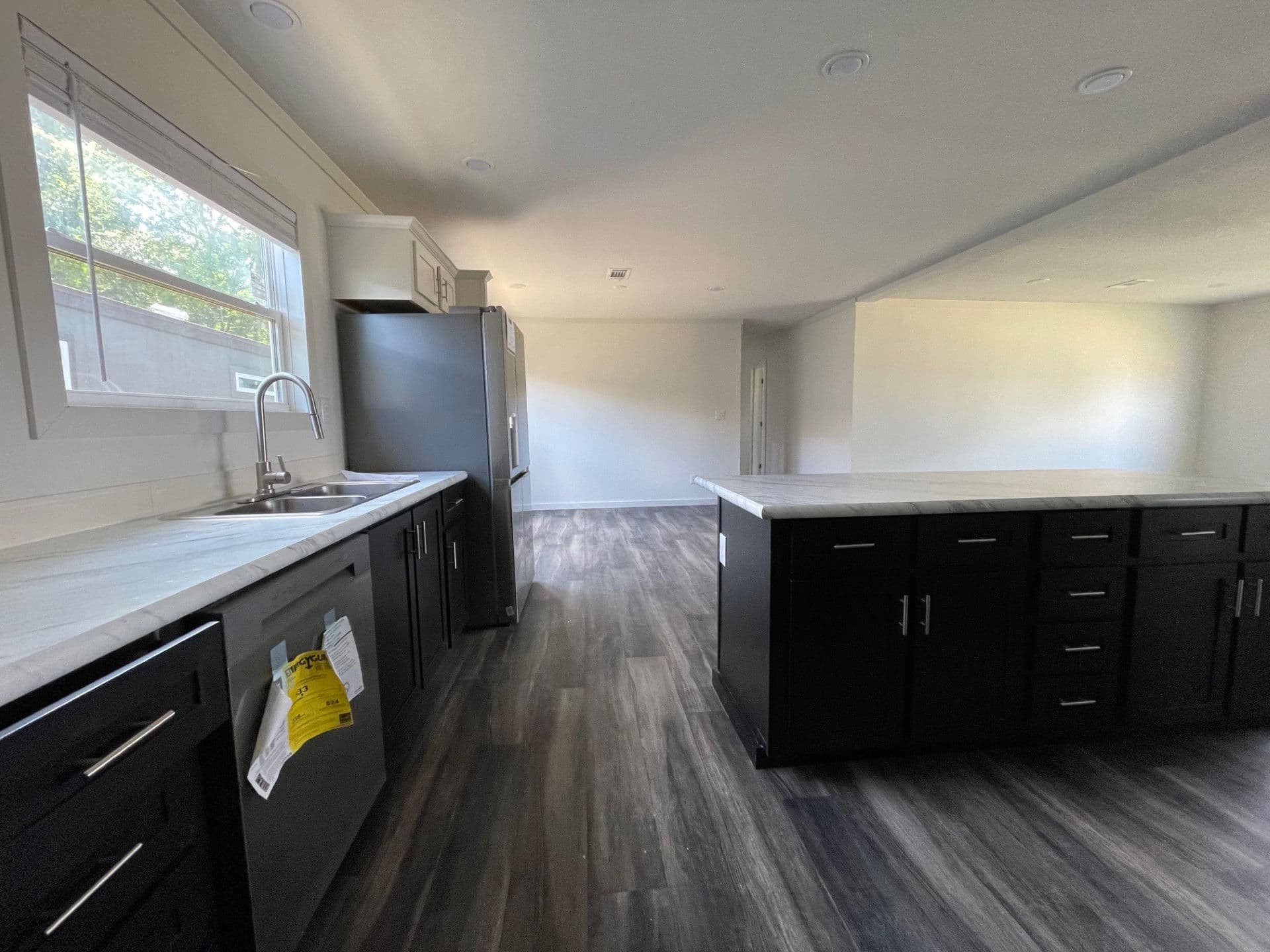 Hero 76 (inventory) kitchen home features