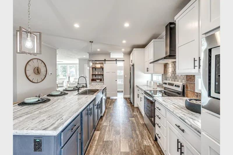 Genesis 9302 kitchen home features