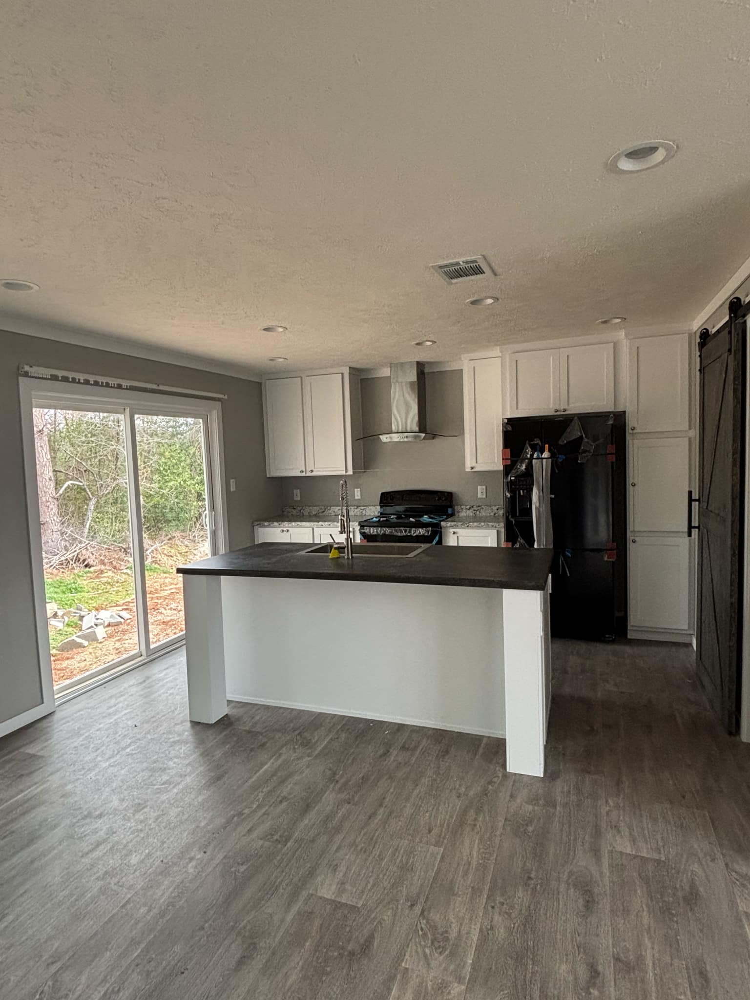 The stephens (inventory) kitchen home features