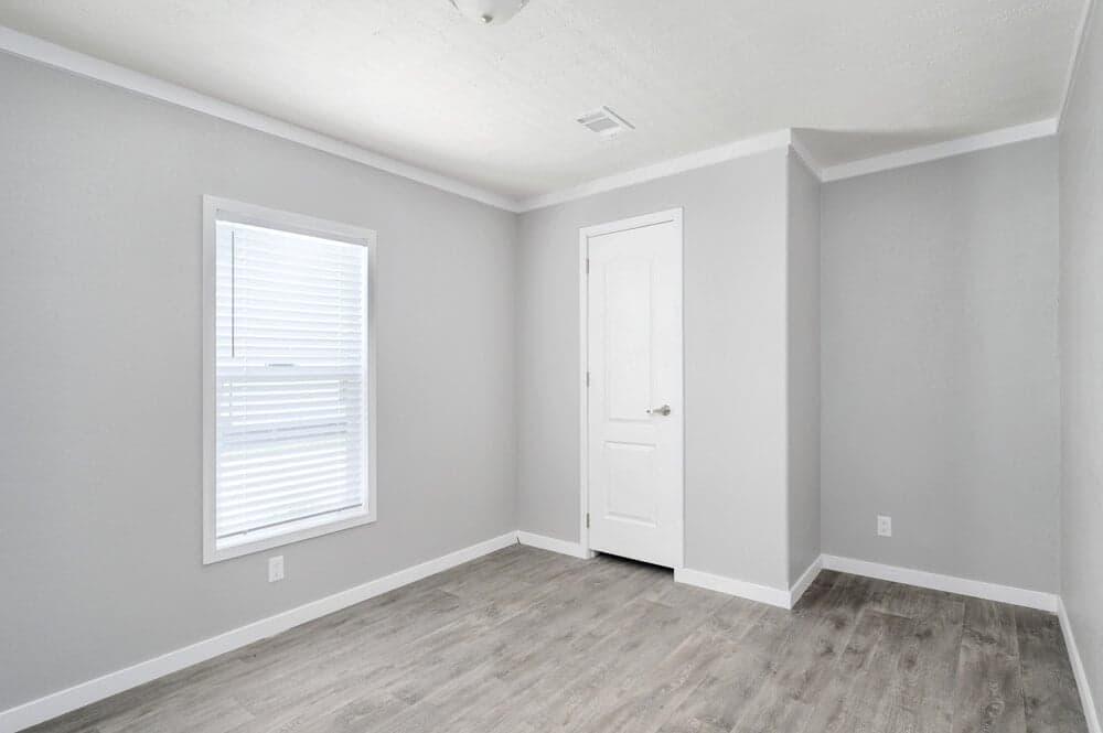 The charleston bedroom home features