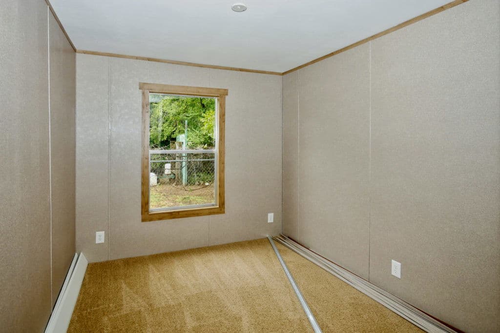 Andromeda 9348 bedroom home features