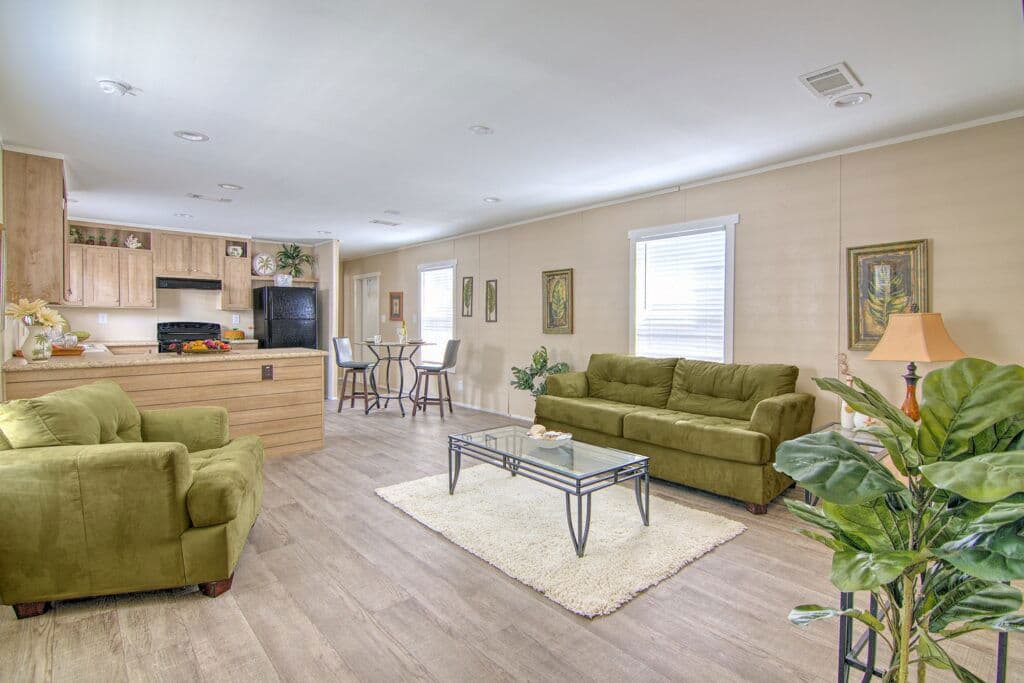 Phoenix 9277 interior home features