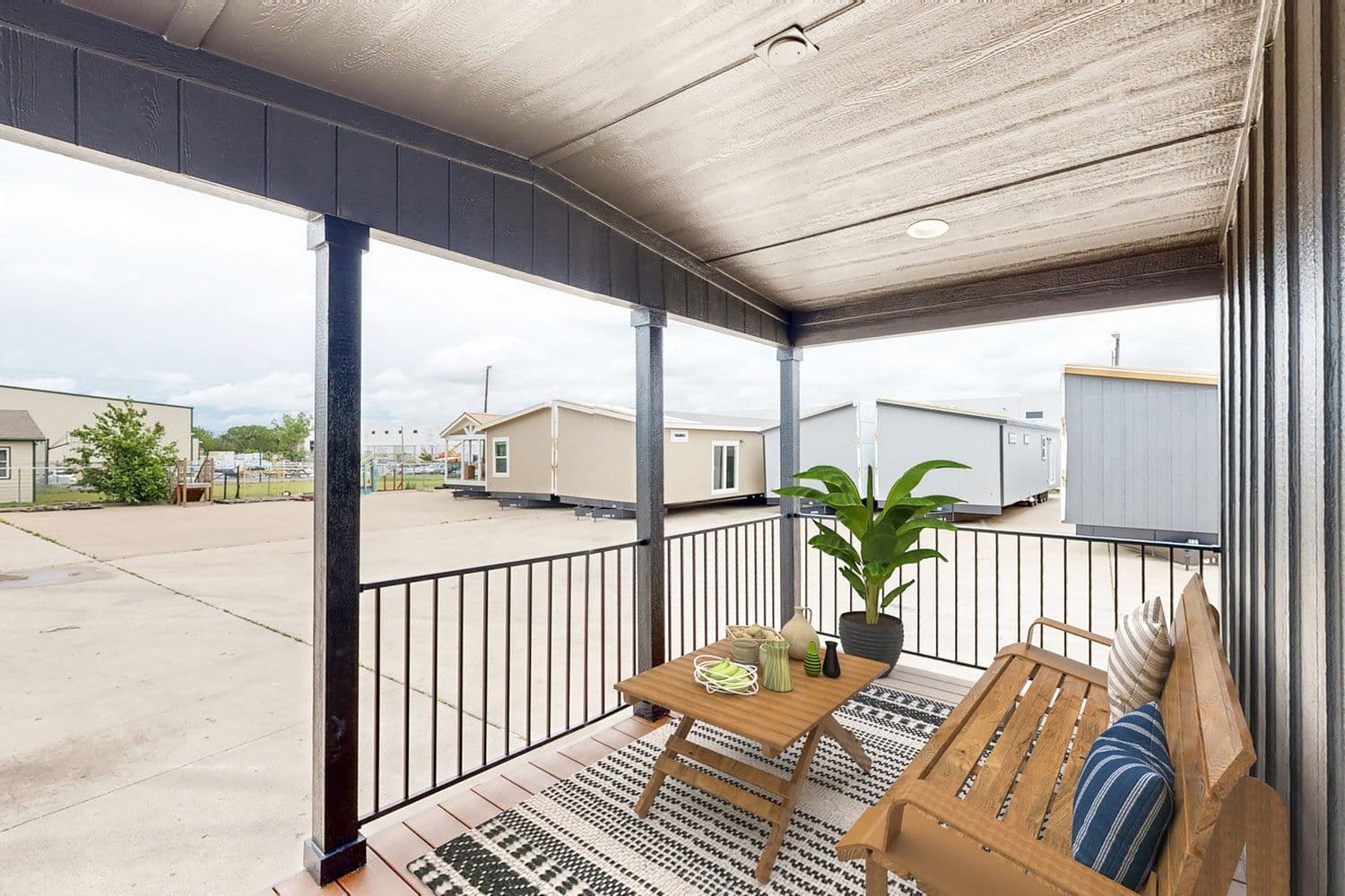 Crest d45vm exterior home features