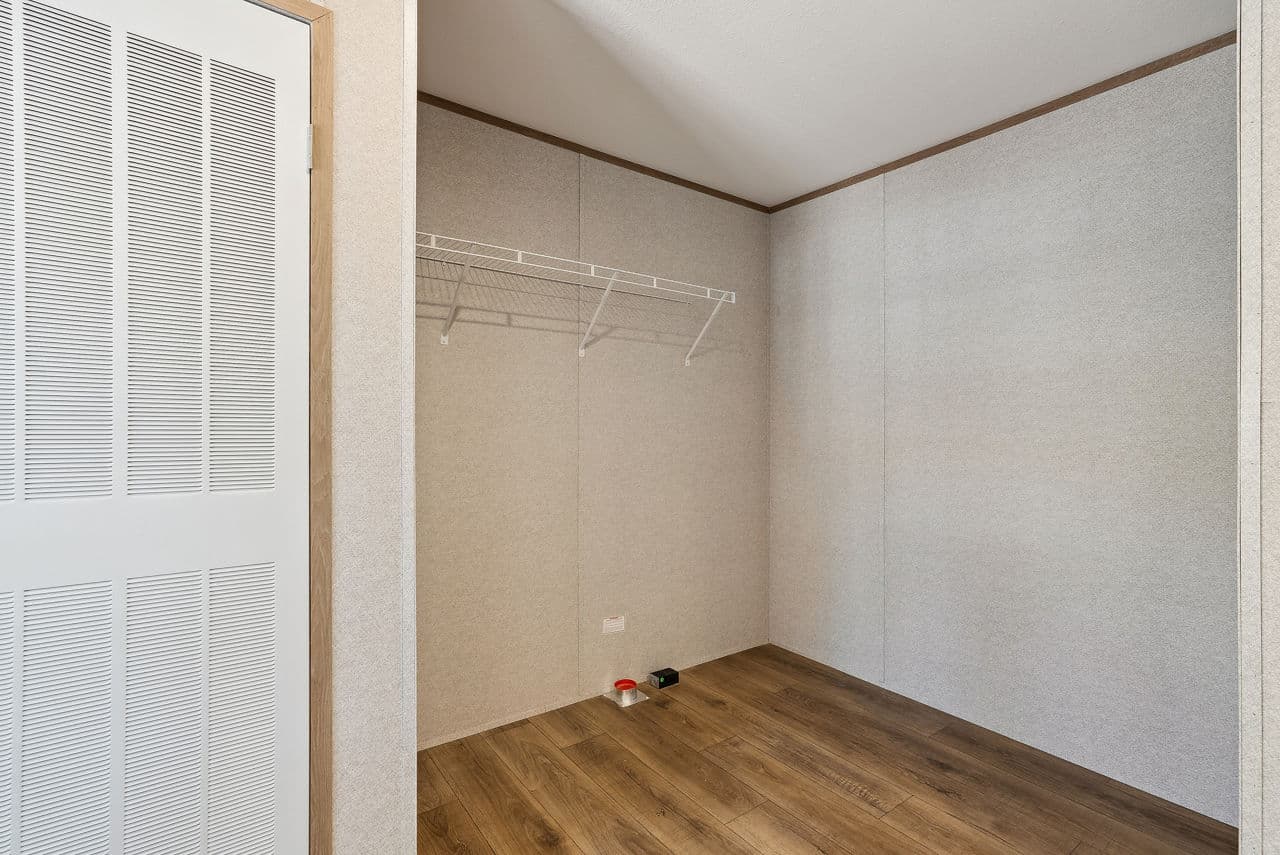 Prime pinnacle 135 interior home features