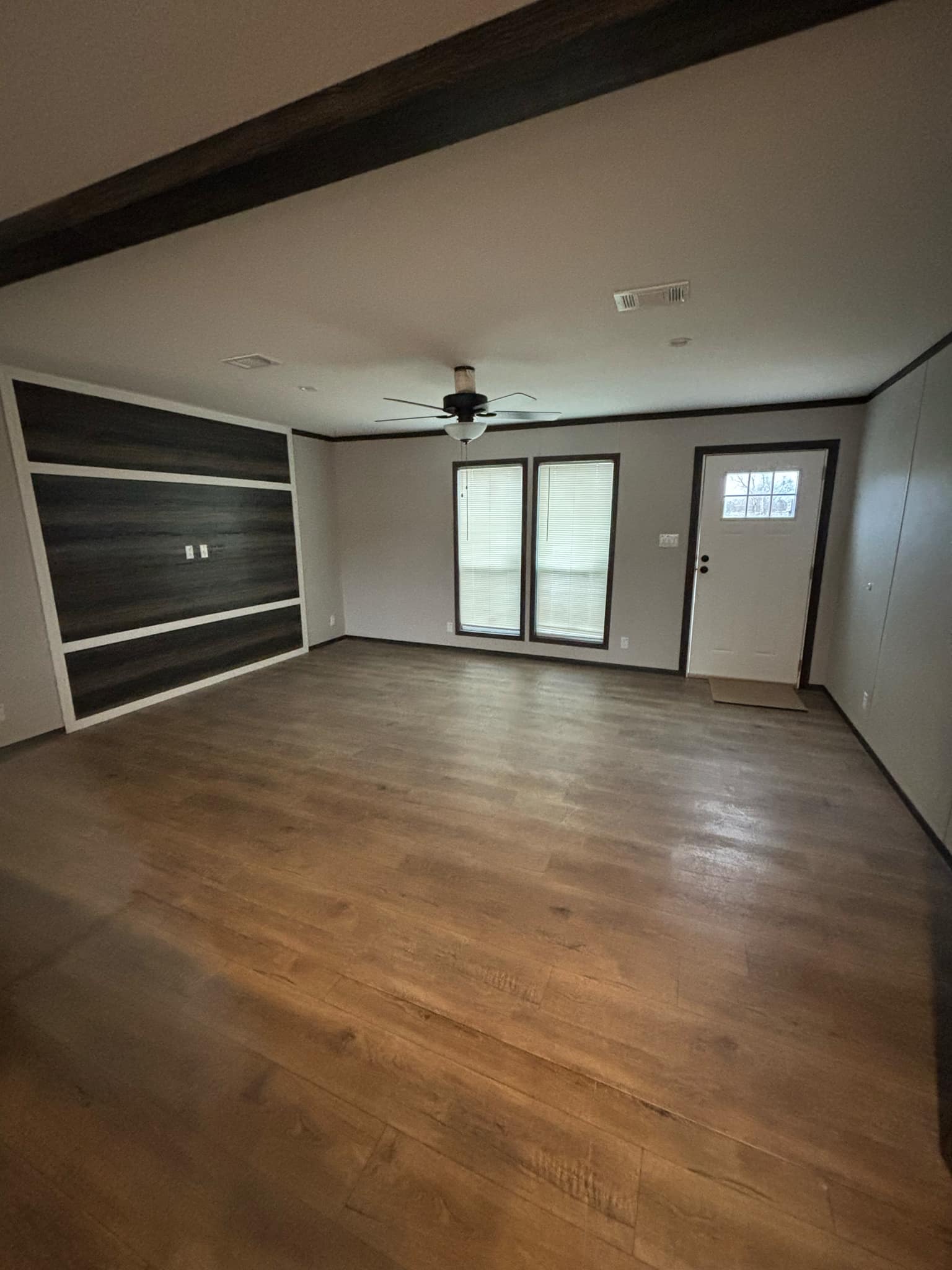 The embrace (inventory) interior home features