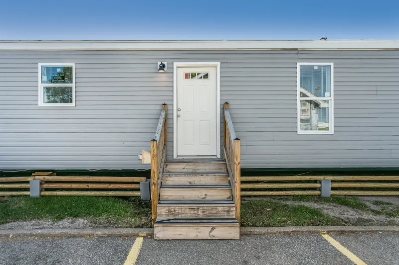 Prairie dune 8785e elevation and exterior home features