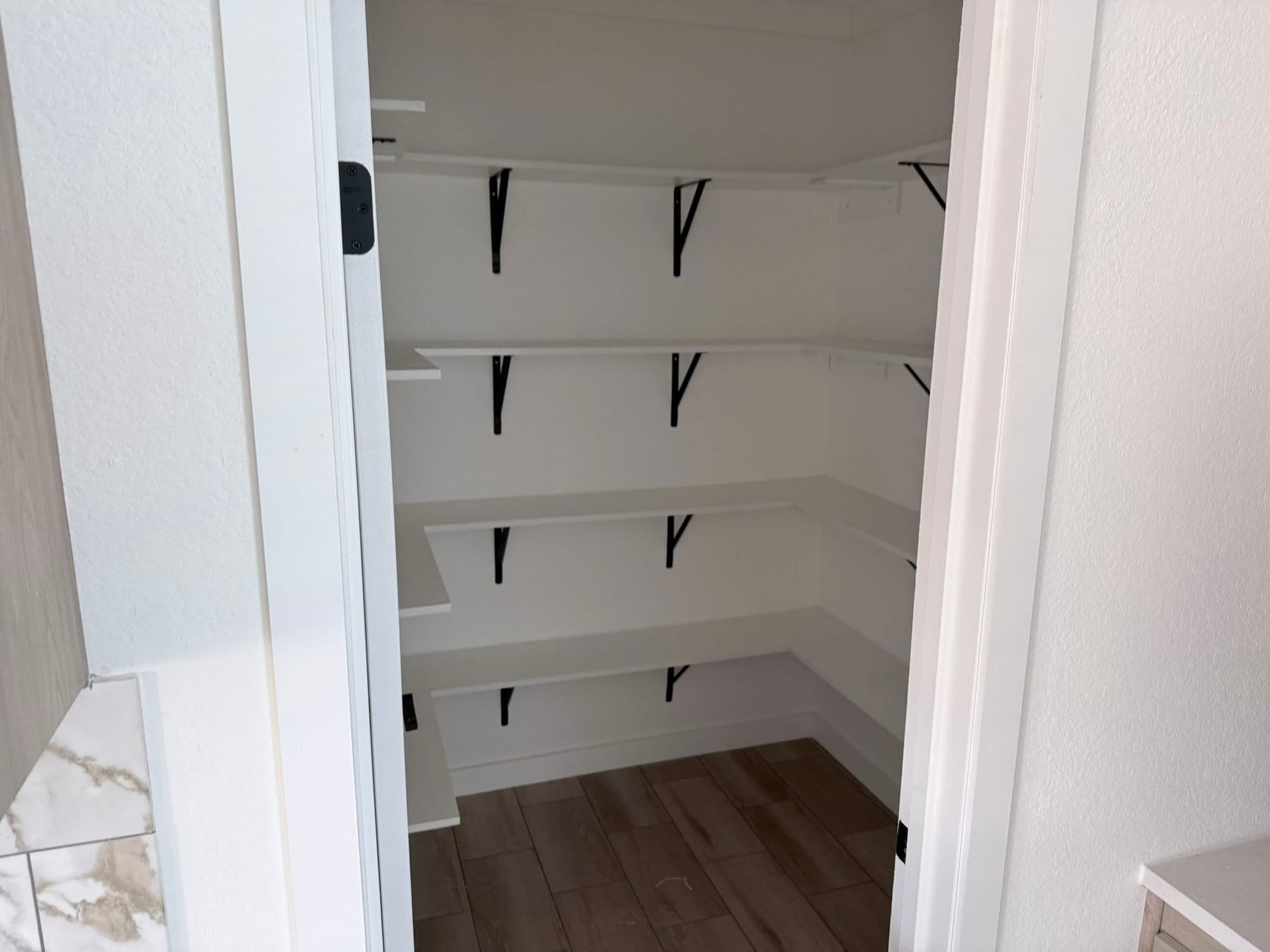 Lux haven (inventory) interior home features