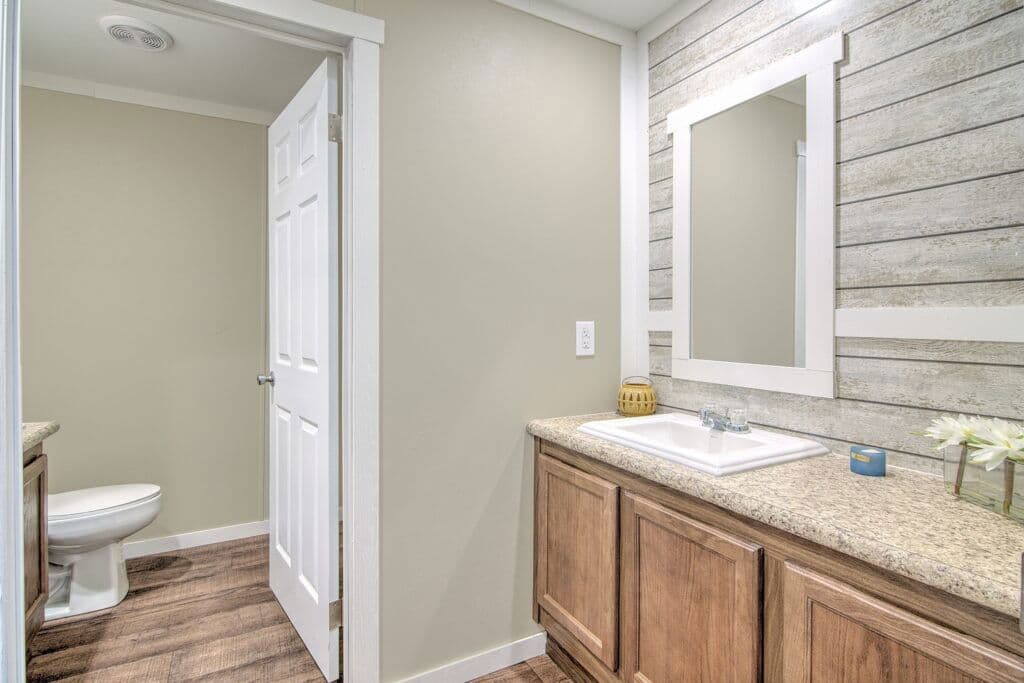 Bella 9876 bathroom home features