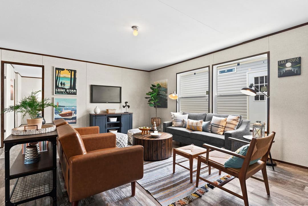 Prime hopkins 135 interior home features