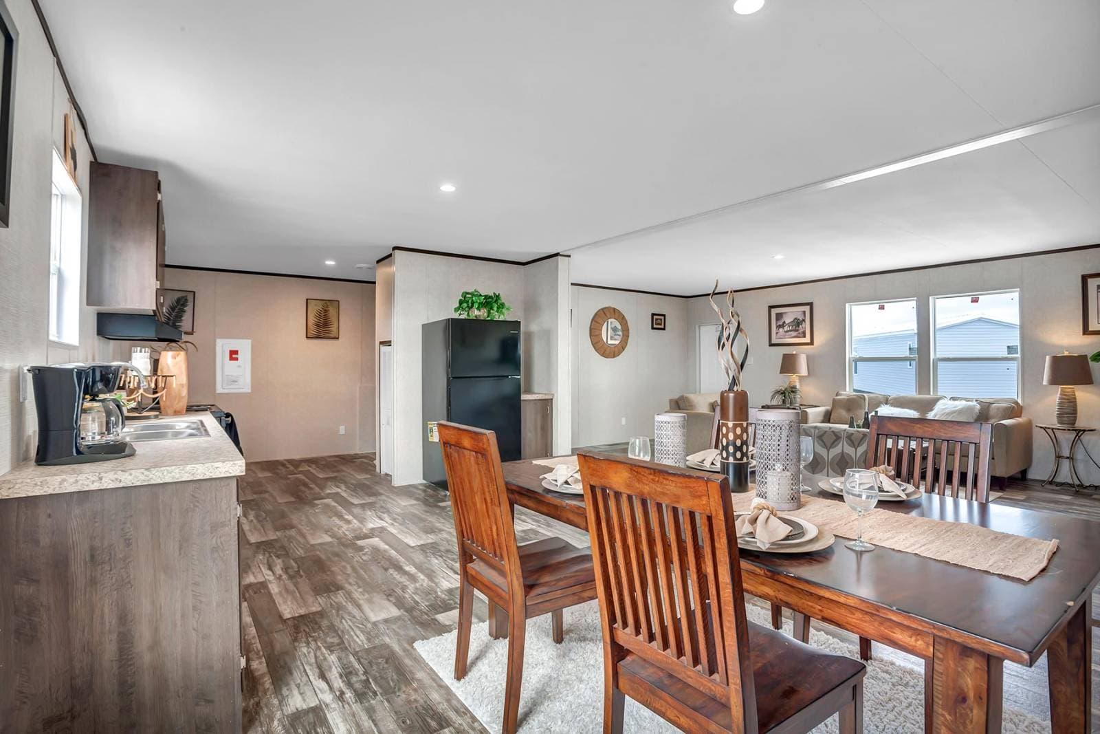 Rm2848a interior home features