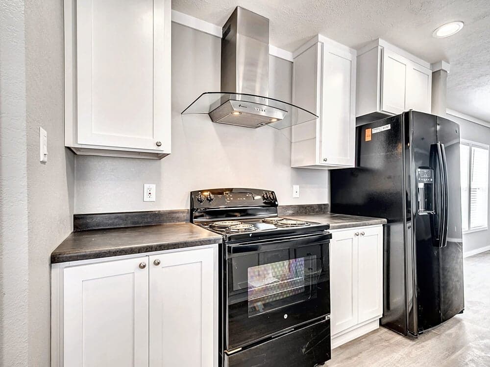 The tony kitchen home features