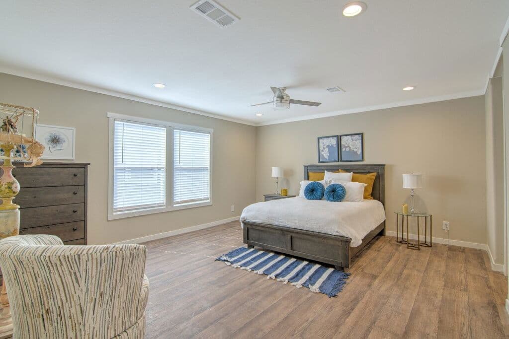 Bella 9876 bedroom home features