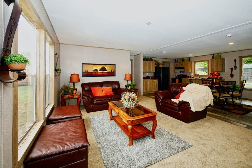 Andromeda 9348 interior and hero home features