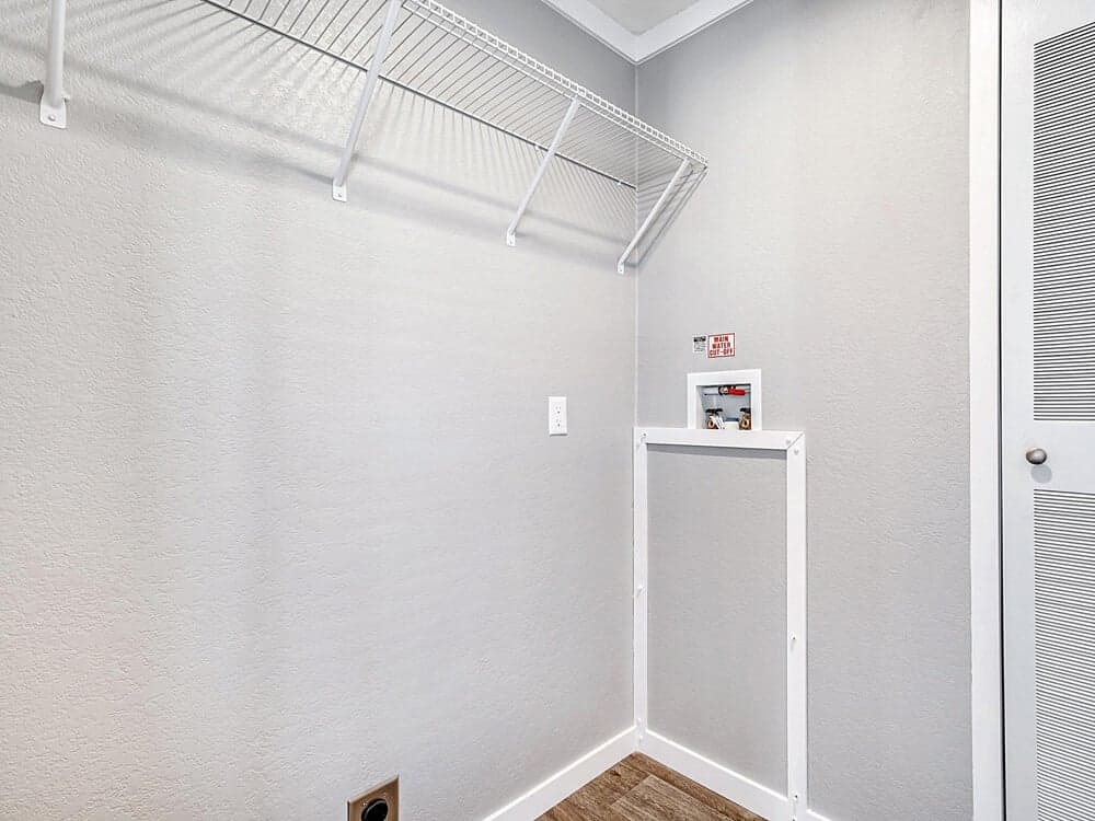 The fiesta 2.0 interior home features