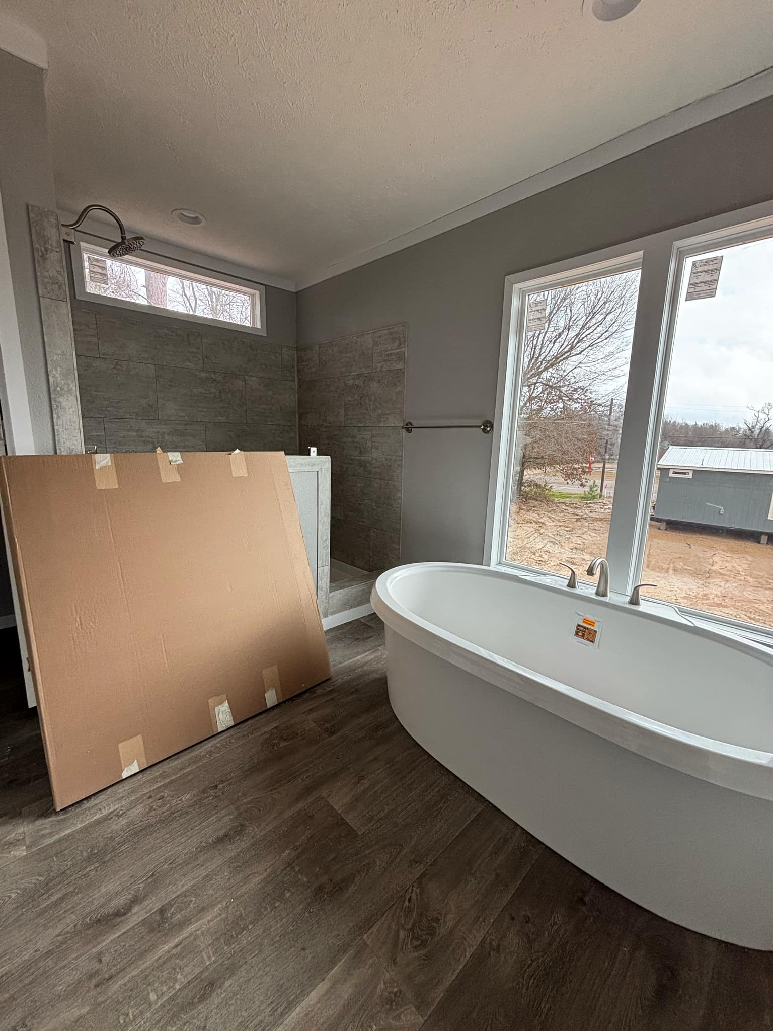 The stephens (inventory) bathroom home features