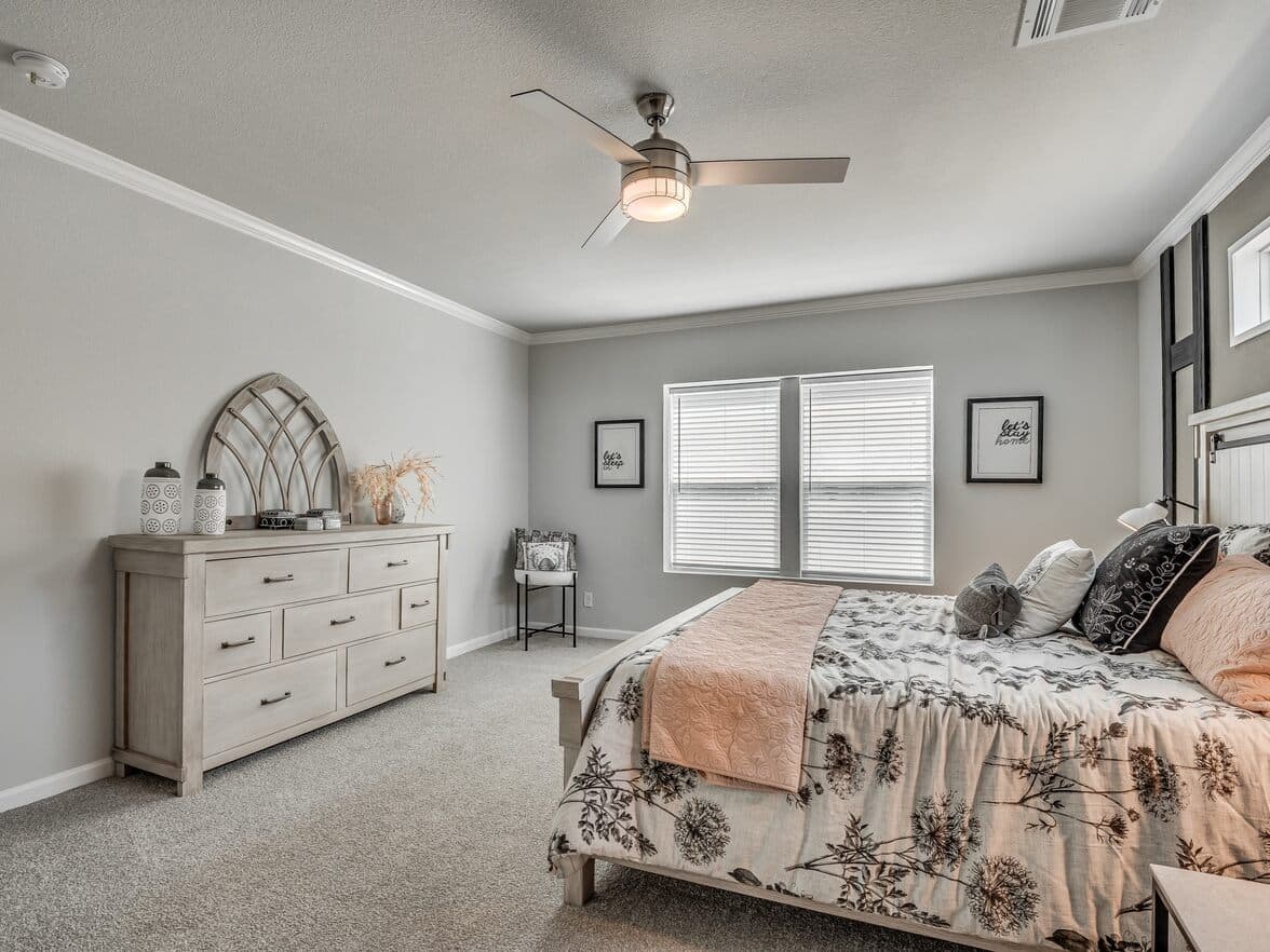 Vintage farmhouse flex 47643a bedroom home features